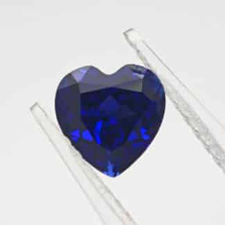 heart cut lab grown blue sapphire 01