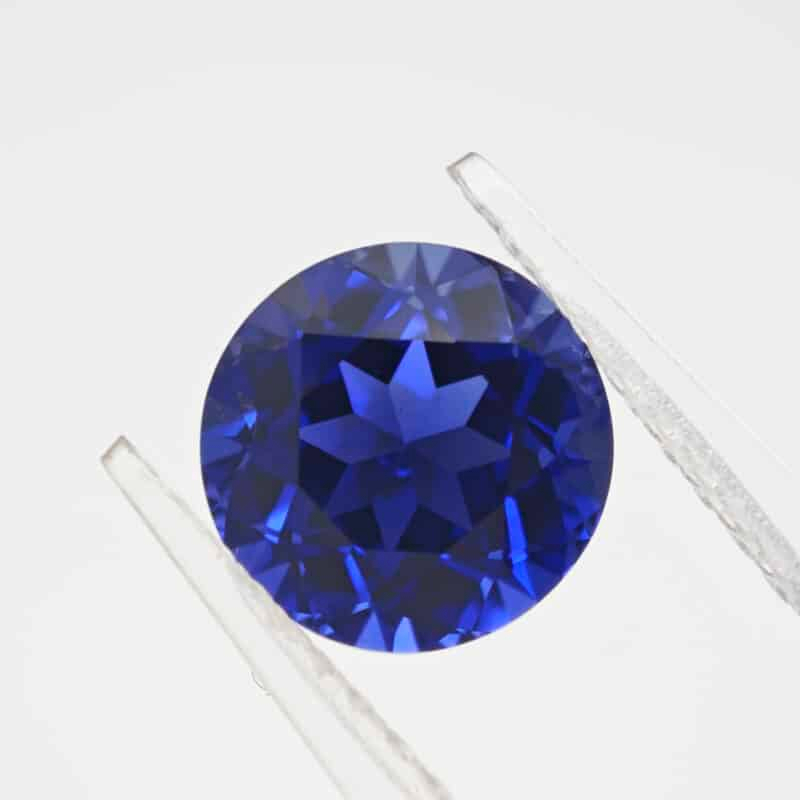 round cut lab grown blue sapphire 01