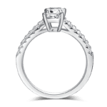 Cincin pertunangan Moissanite berpotongan zamrud 3