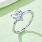 Bague de fiançailles solitaire en moissanite taille cœur 4 bague solitaire en moissanite taille cœur m90q 04
