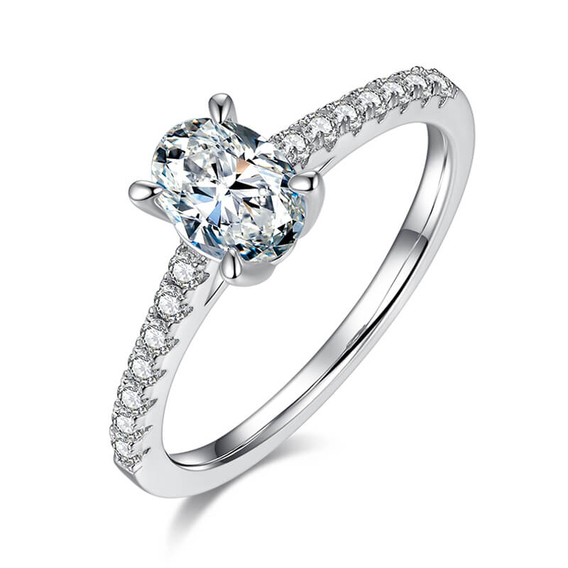 Oval cut Moissanite engagement ring 01