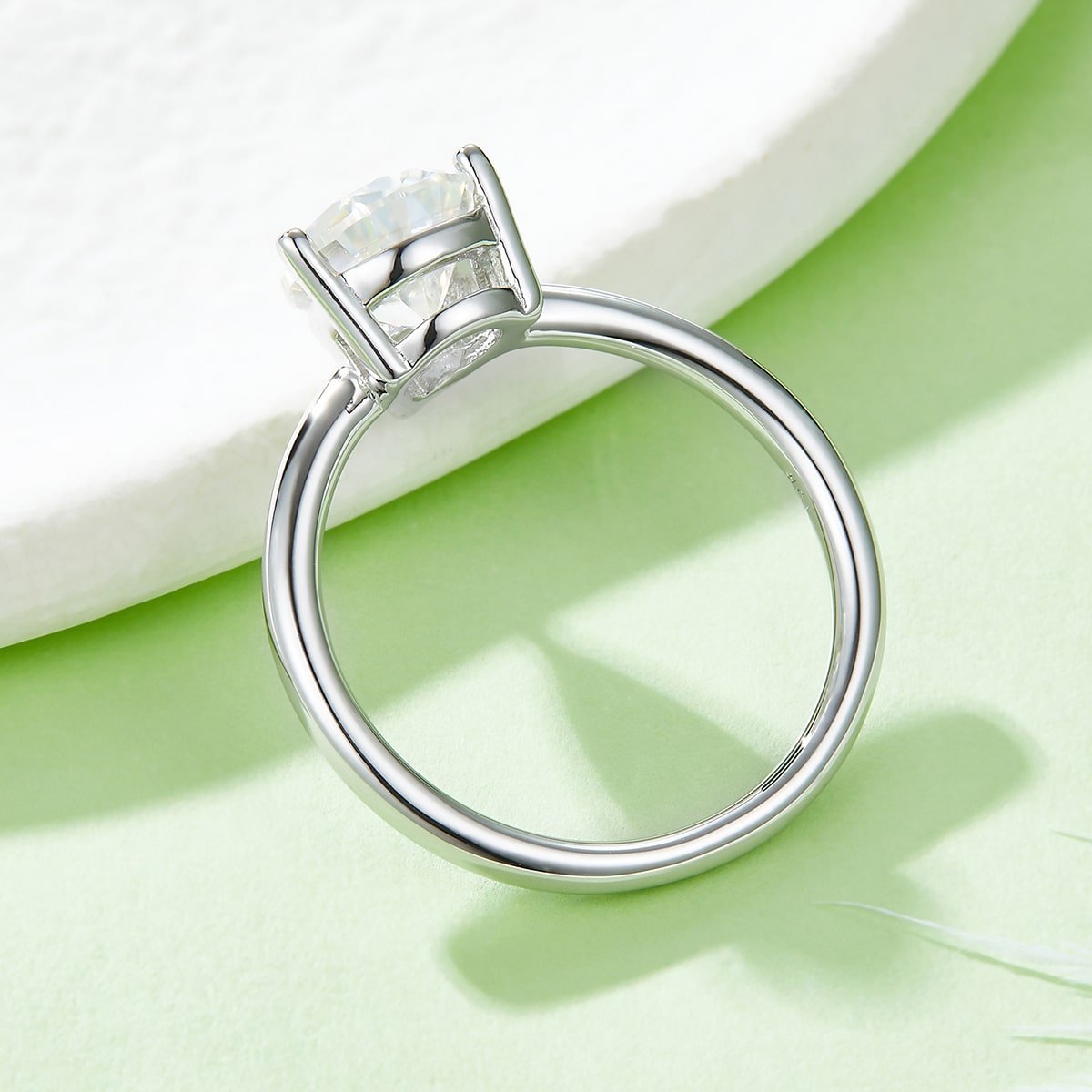 Anello solitario con moissanite taglio a pera M90U 05 anello solitario con moissanite taglio a pera m90u 05