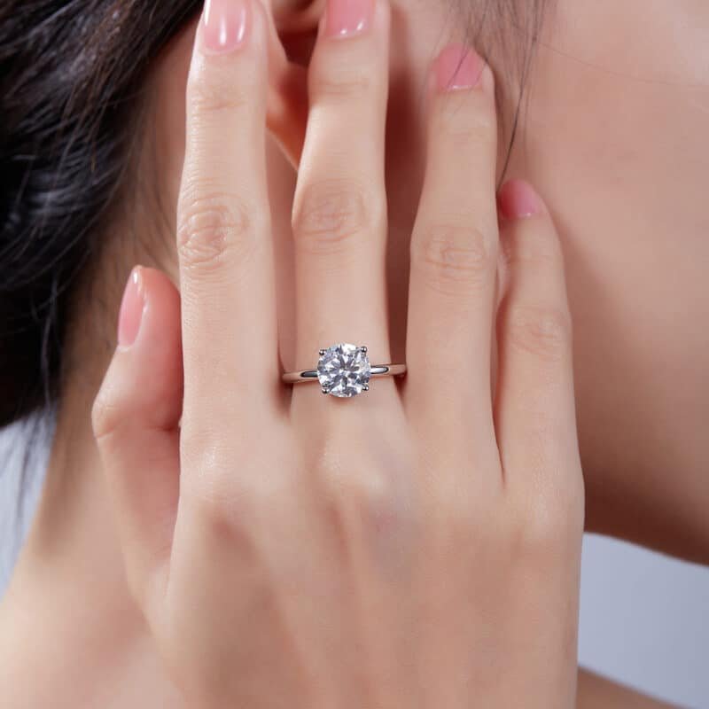 round cut moissanite solitaire ring m90o 07