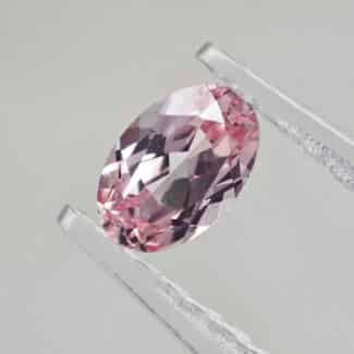 oval cut lab grown morganite pink sapphire 01