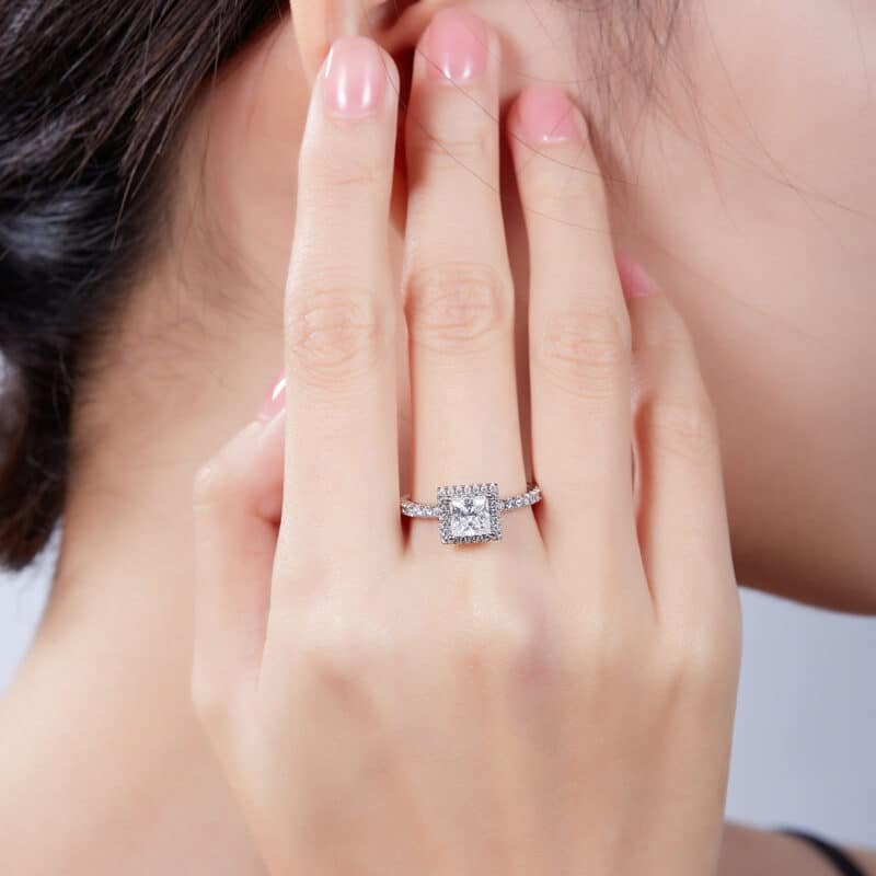 princess cut moissanite engagement ring m96e