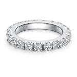 round cut full pave eternity ring 02