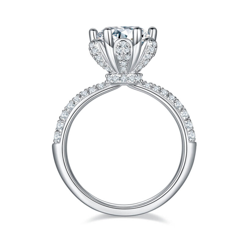 Luxe Moissanite Verlovingsring 03