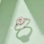 Anel de noivado de moissanita com configuração de halo 4 anel de noivado de moissanita m17c 01