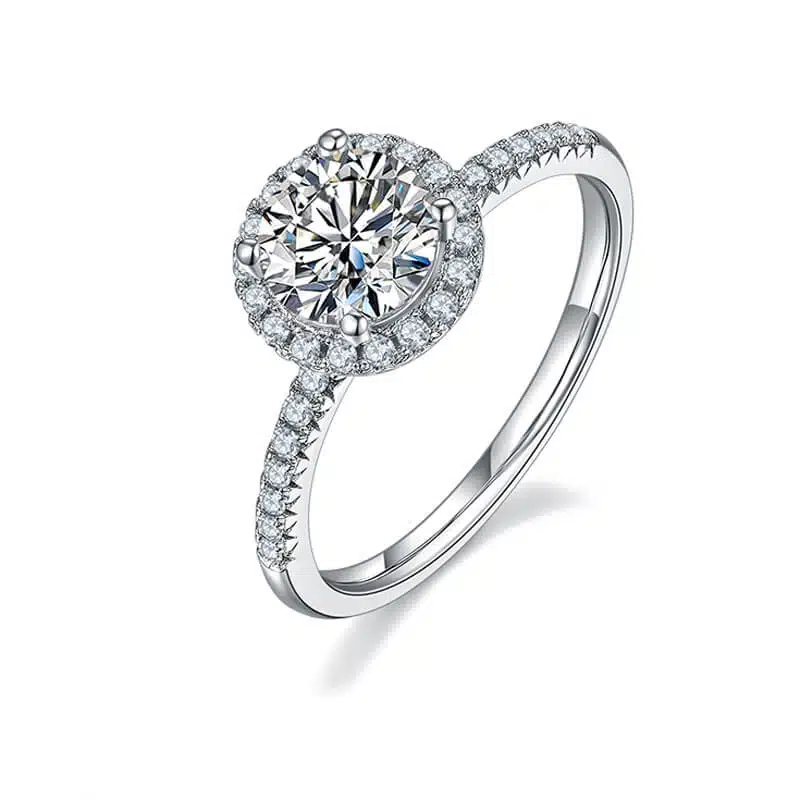 round cut moissanite halo engagement ring 01 m16f