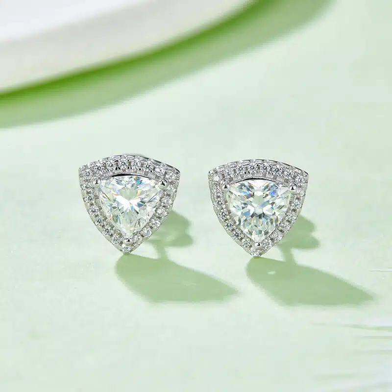 luxe triljoen geslepen moissanite halo oorbellen t96f-e 02
