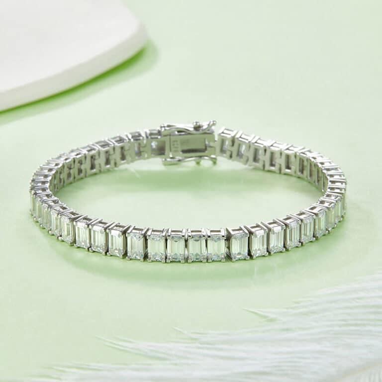 Shop Emerald Cut Moissanite Tennis Bracelet Online