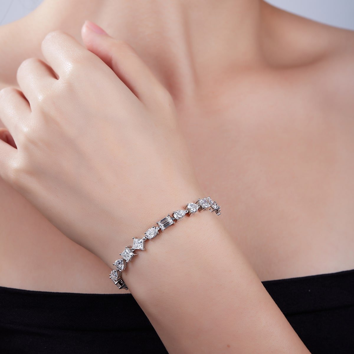 Pulsera de tenis de moissanita UWQA