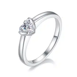 Elegant heart cut Moissanite solitaire ring 01