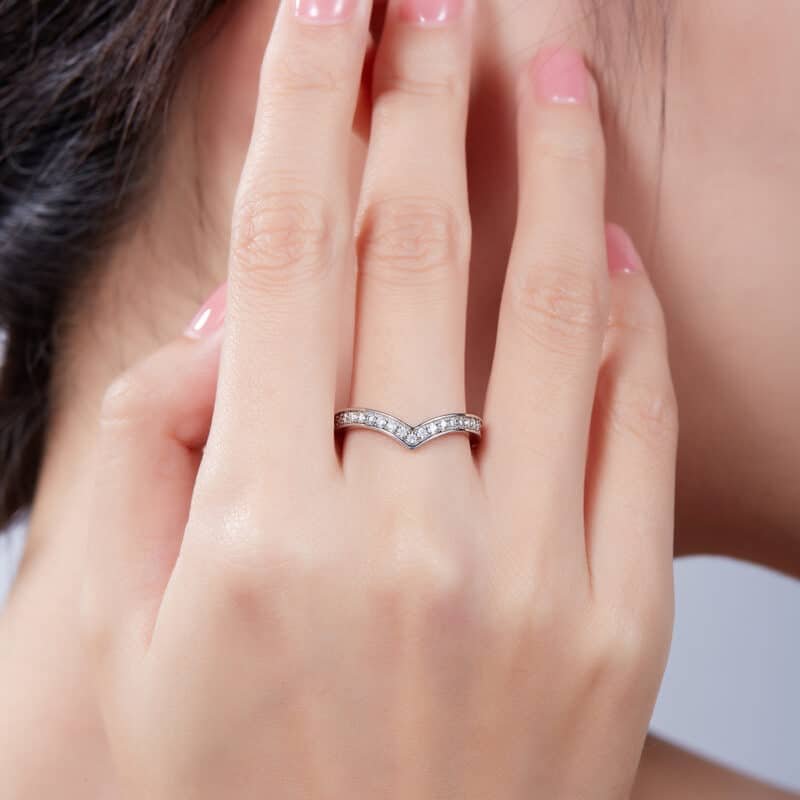 Anillo de eternidad de moissanita m38c 01