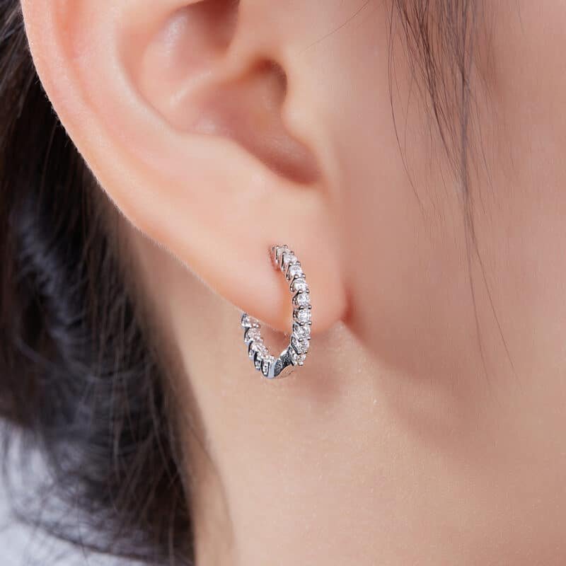 Pendientes de aro de moissanita K003A