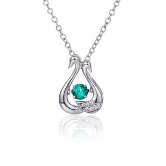 Round cut lab grown emerald pendant 01