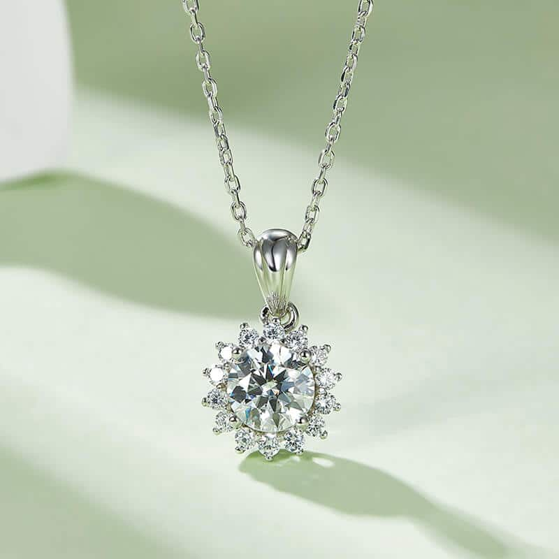 Sunflower Round Cut Moissanite Pendant Necklace T45A-N 02