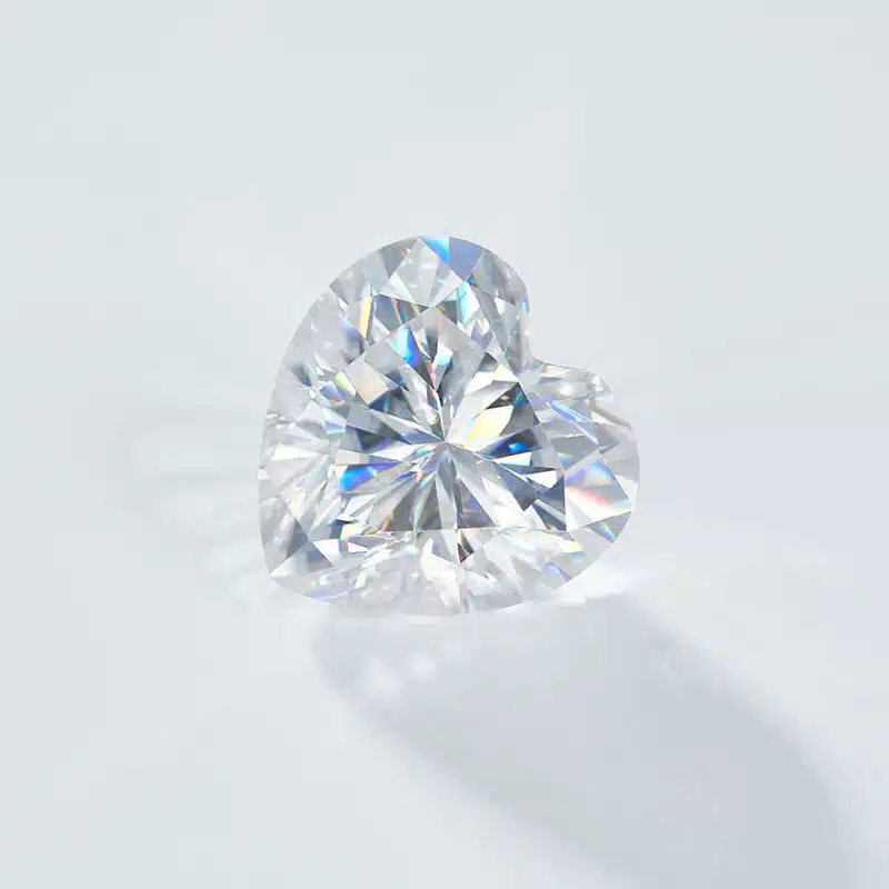 heart cut lab grown diamond 03