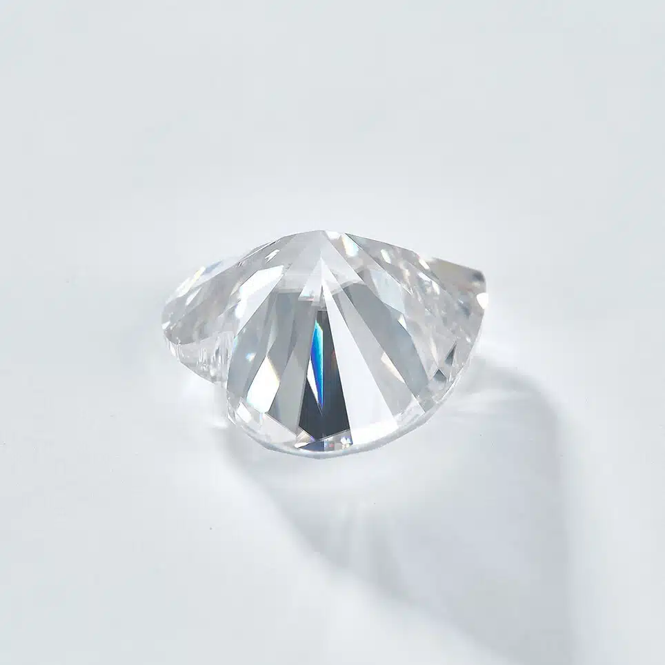 heart cut lab grown diamond 04