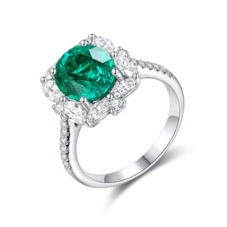 Lab grown emerald ring 01