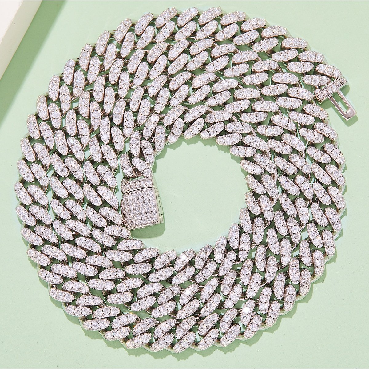 Collier à maillons cubains en moissanite de 8 mm