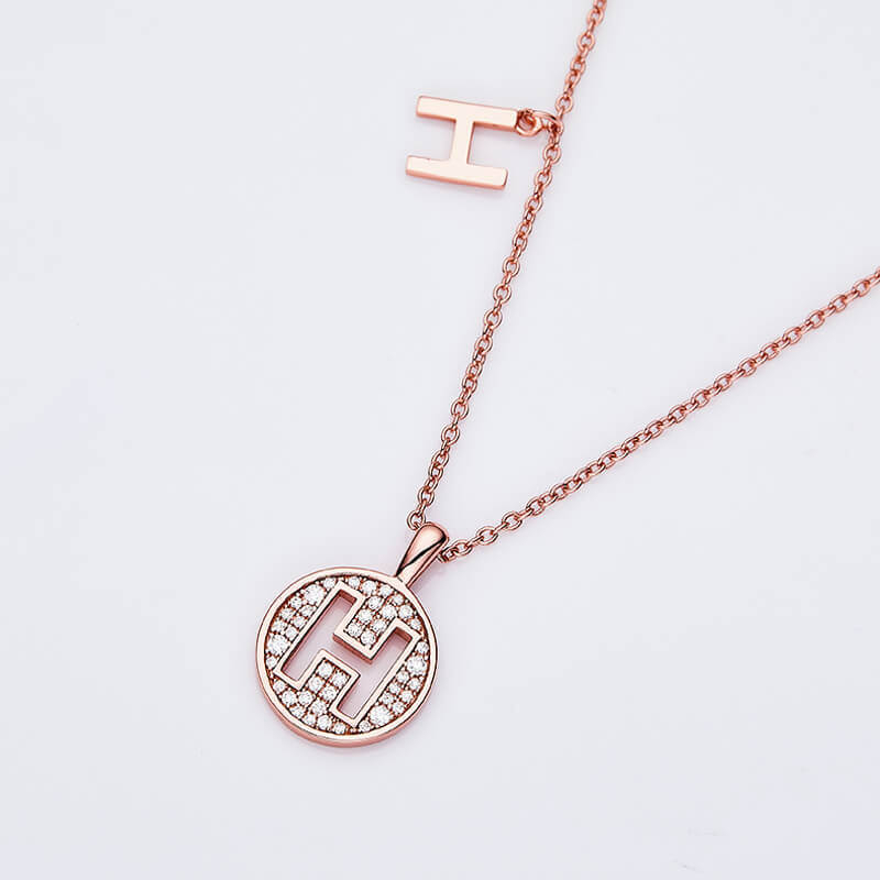 Alphabet H Moissanite pendant 02