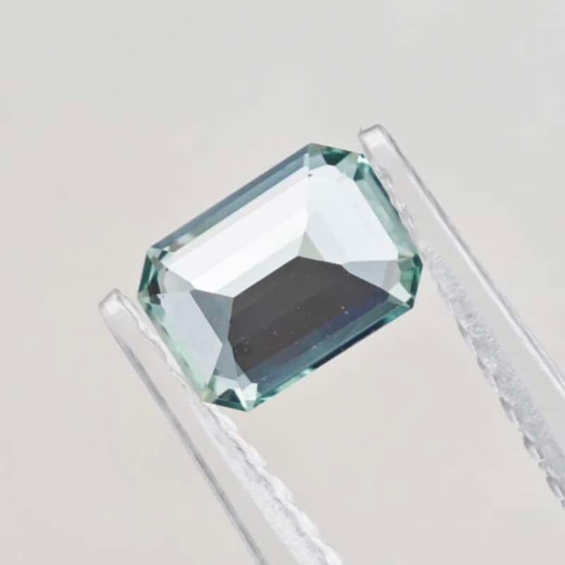 emerald cut lab grown green sapphire 02