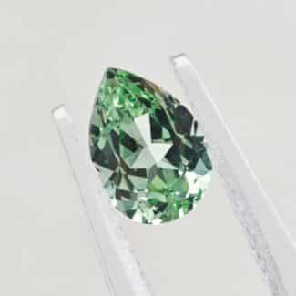 pear cut lab grown green sapphire 01