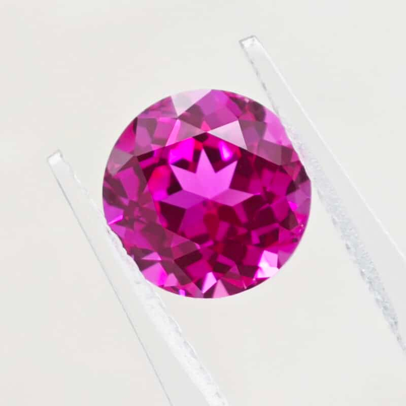 round cut lab grown hot pink sapphire 01