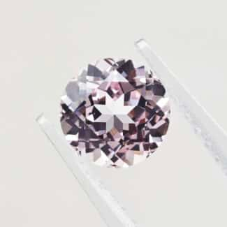 round cut lab grown pink sapphire 01