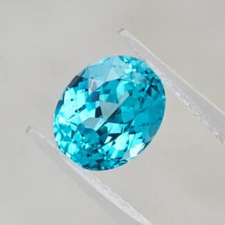 ovaler Schliff, im Labor gezüchteter Paraiba 01
