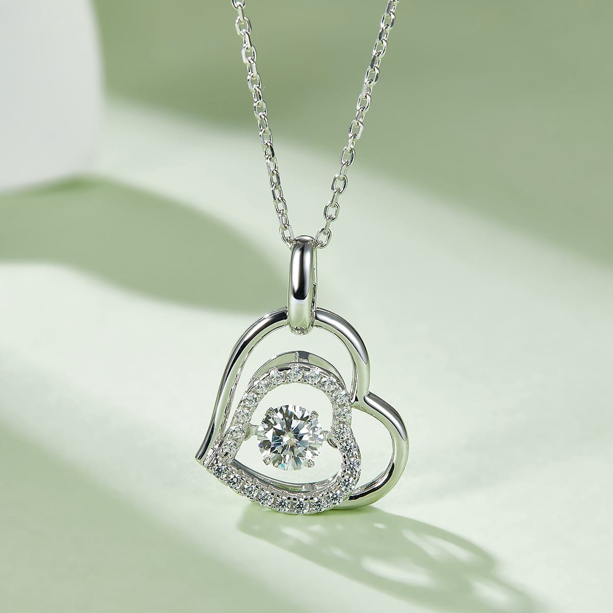 heart shape dancing moissanite pendant necklace oldg 04