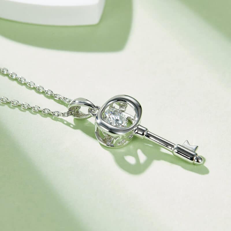 key shape dancing moissanite pendant necklace oldi 05