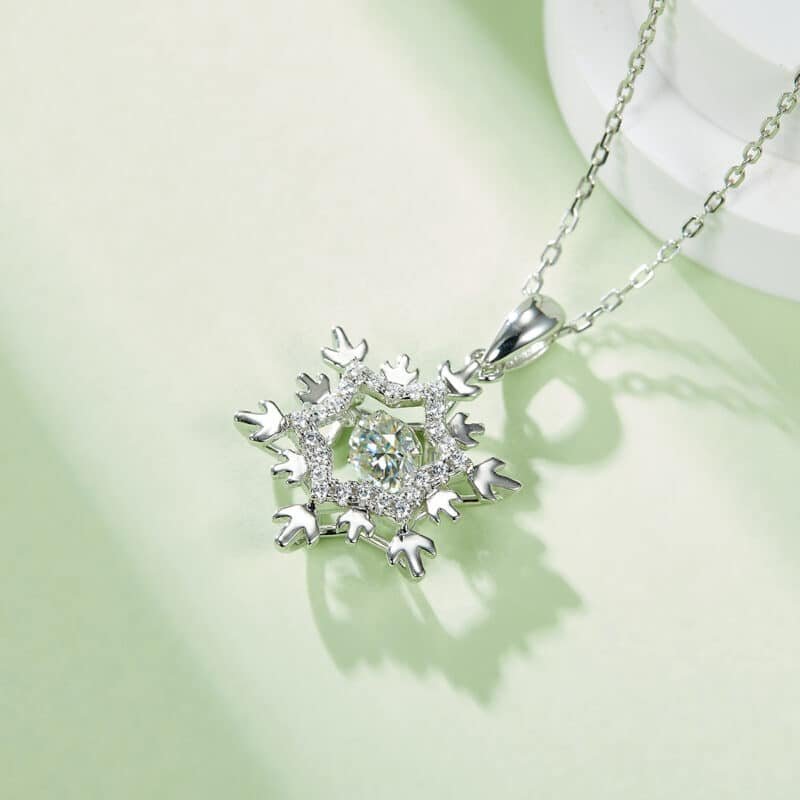 snowflake shape dancing moissanite pendant necklace oldj 06