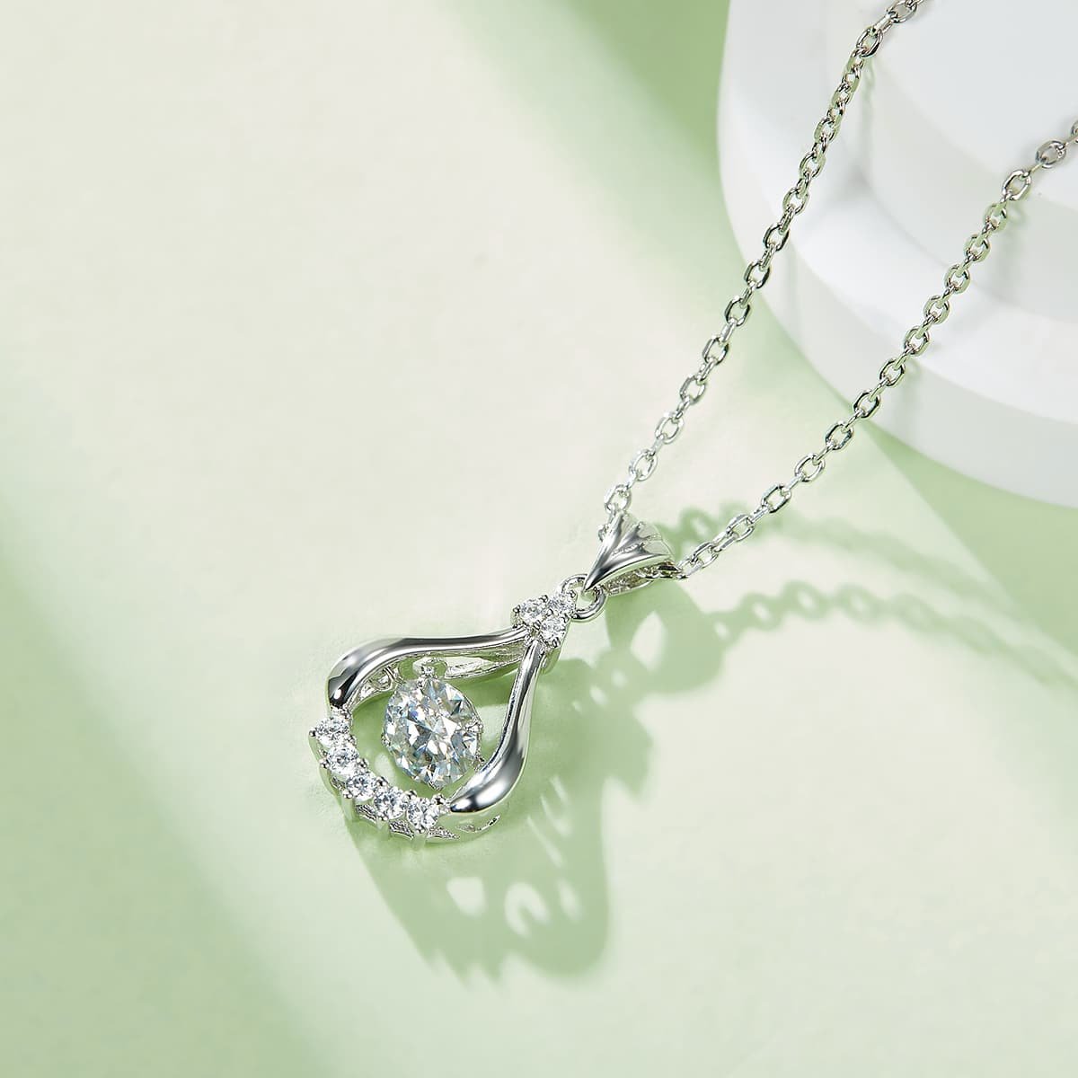 Sterling Silber tanzende Moissanit Anhänger Halskette Olde 06