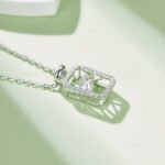 Collier avec pendentif en argent sterling et moissanite dansante 5 Collier avec pendentif en argent sterling et moissanite dansante, modèle oldh 05