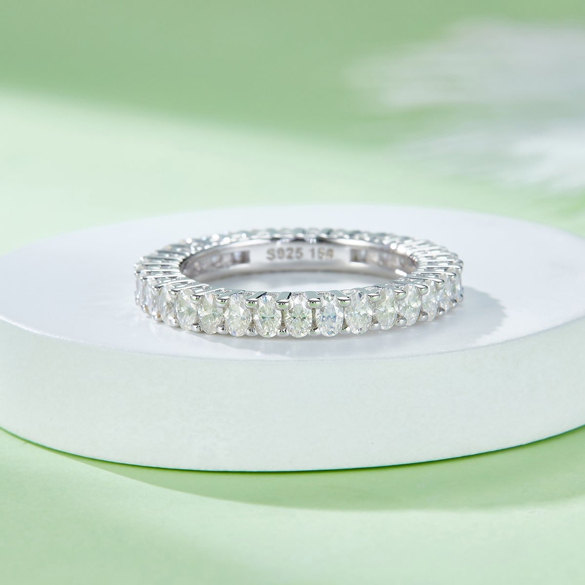 nhẫn vĩnh cửu moissanite cắt oval m97b 06