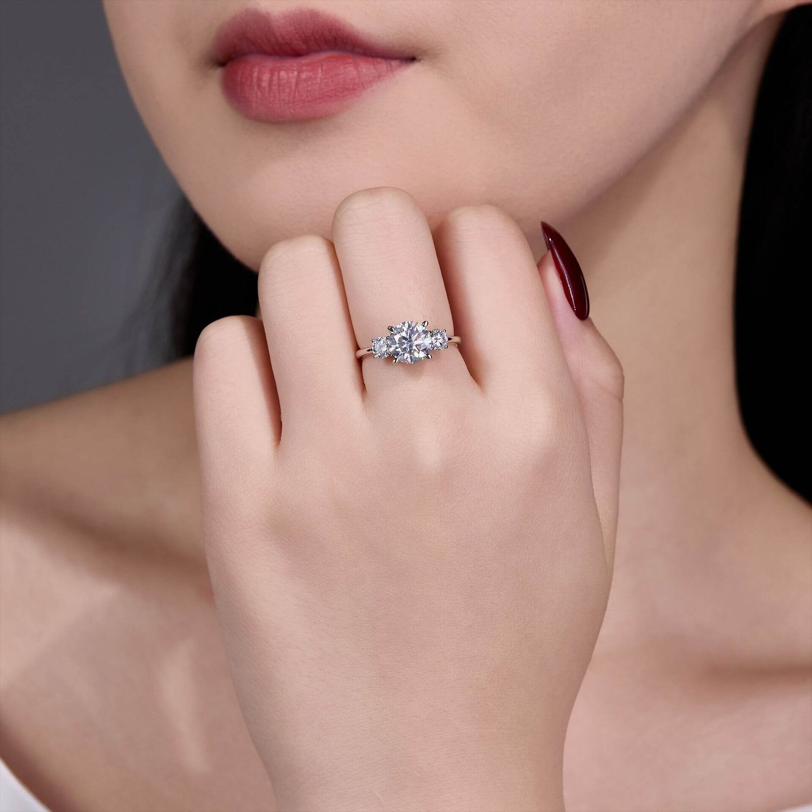 Moissanite Three-Stone Ring Df57M 01 moissanite three-stone ring df57m 01