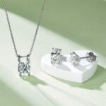 classic bull head setting moissanite pendant necklace t04a-n 03