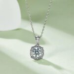 Collier pendentif moissanite style Harry Winston 2 harry winston style moissanite pendant necklace t33b 02