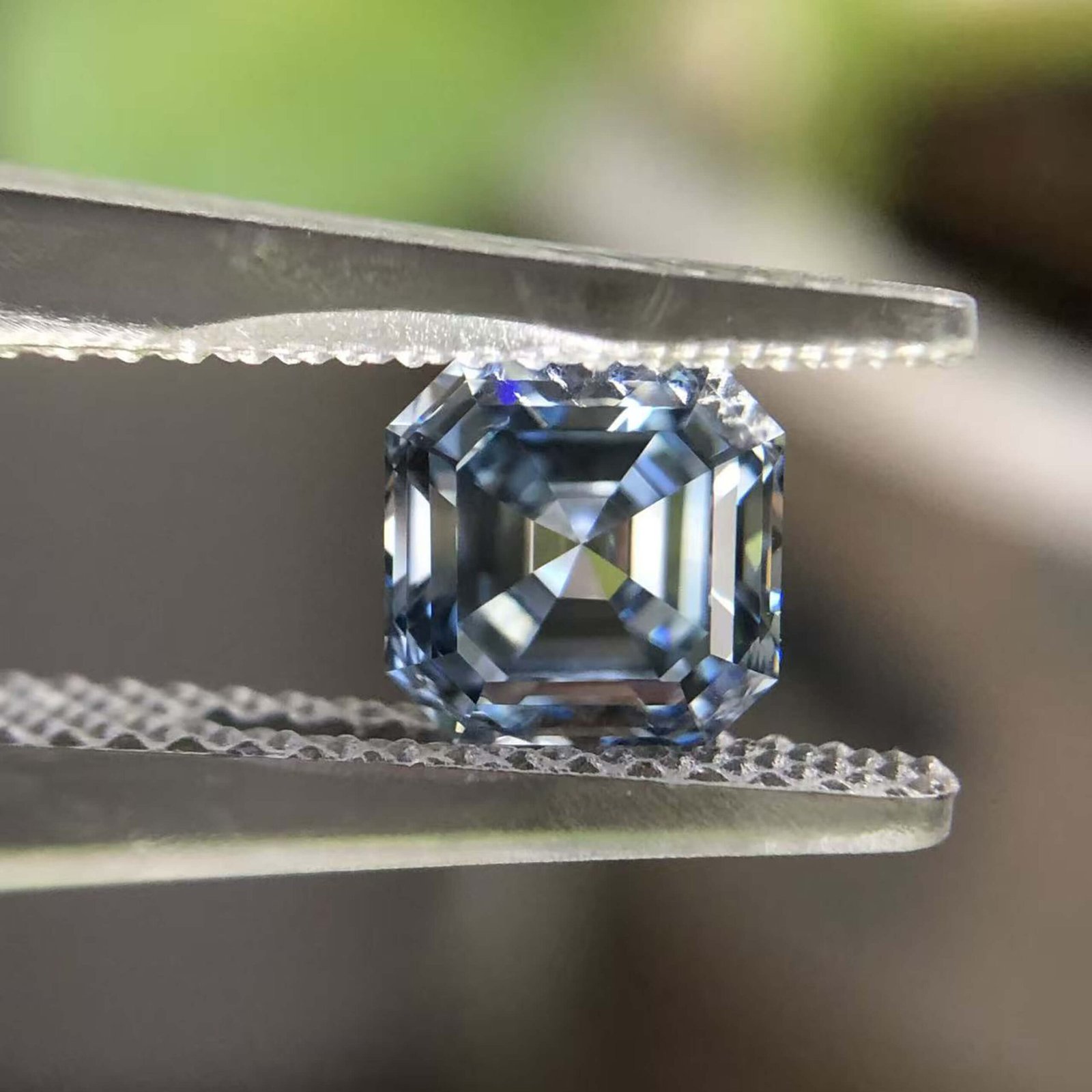 Diamante blu fantasia taglio Asscher da 1,03 ct, coltivato in laboratorio.