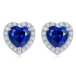 Boucles d'oreilles puces en pierre précieuse de laboratoire taillée en forme de cœur