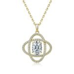 Colar de moissanita oval com corte céu estrelado em ouro 18K