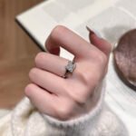 Verlovingsring van 18 karaats goud met prinsesslijp Moissanite