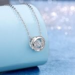 18K gold whirlwind round cut Moissanite necklace 3 Halskette aus 18-karätigem Gold mit rundem Moissanit im Wirbelschliff