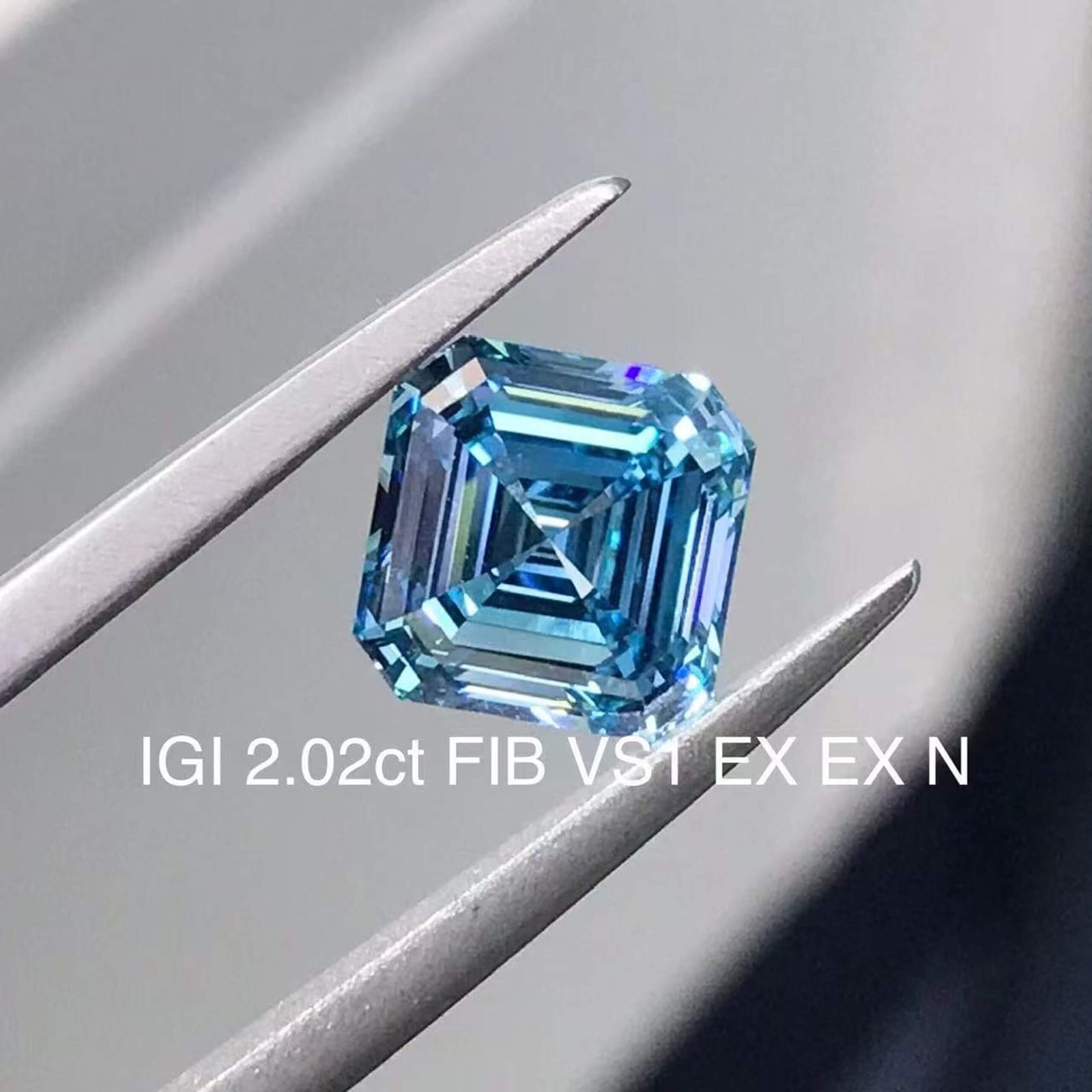 Diamante sintetico blu intenso fantasia taglio Asscher da 2,02 carati Diamante sintetico blu intenso fantasia taglio Asscher da 2,02 carati