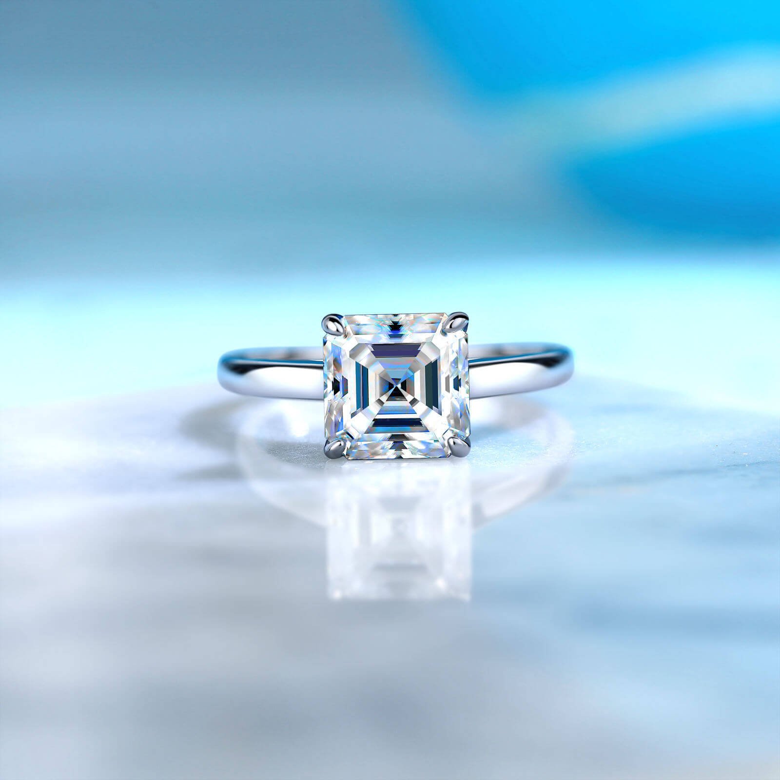Bague de fiançailles en moissanite taille Asscher à 4 griffes