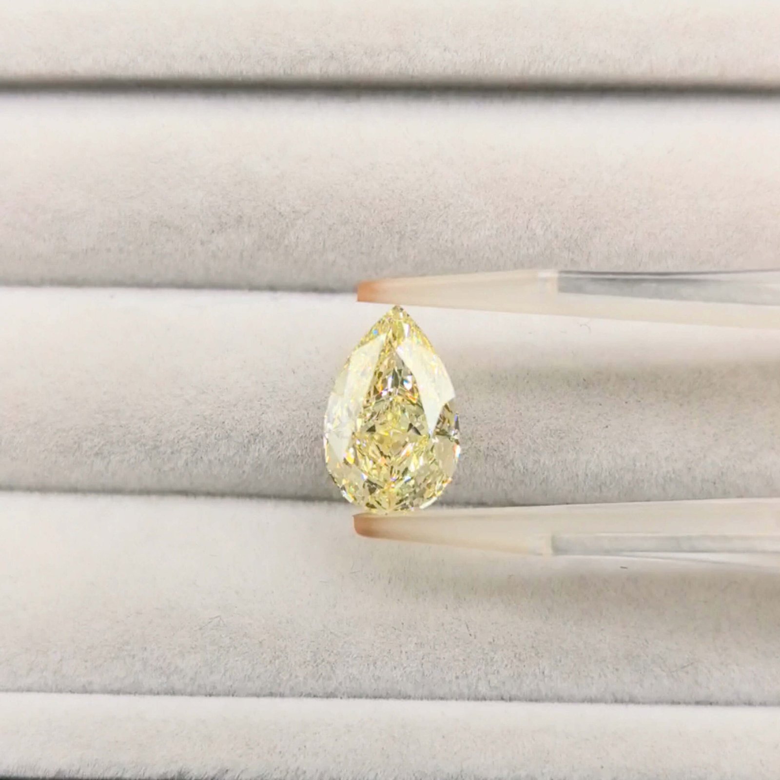 4.03ct pear cut fancy intense yellow lab grown diamond 4.03ct pear cut fancy intense yellow lab grown diamond