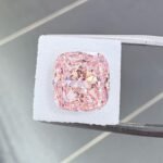 5,04 ct kussenslijpsel, fancy intens roze, laboratoriumgekweekte diamant