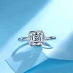 Bezel setting asscher cut Moissanite engagement ring 4 Обручальное кольцо с муассанитом огранки Ашер в оправе.